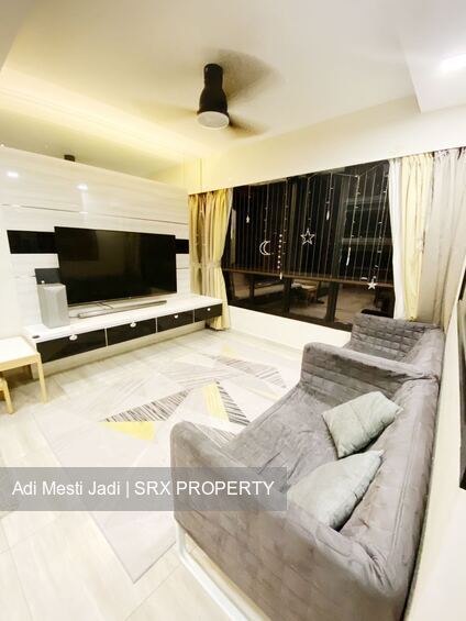 Compassvale Crescent thumbnail photo